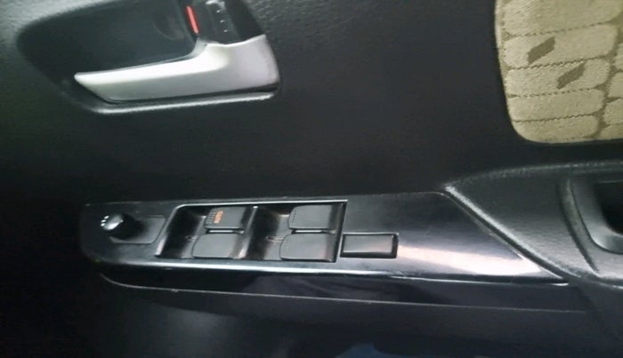 2018 Maruti Wagon R 1.0 VXI, Petrol, Manual, 79,663 km, interior