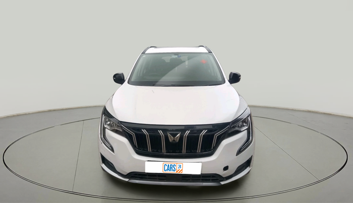 2022 Mahindra XUV700 AX 5 D MT 7 STR, Diesel, Manual, 1,25,493 km, exterior