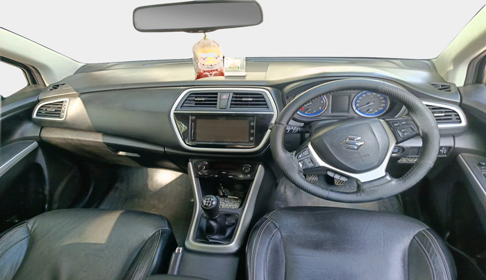 2017 Maruti S Cross ALPHA 1.3, Diesel, Manual, 1,42,243 km, interior