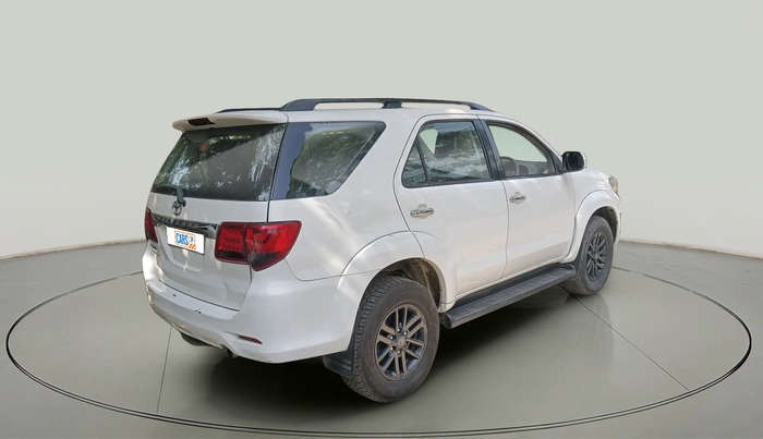 2015 Toyota Fortuner 3.0 4X4 MT, Diesel, Manual, 2,15,710 km, exterior