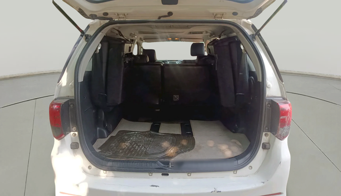 2015 Toyota Fortuner 3.0 4X4 MT, Diesel, Manual, 2,15,710 km, exterior