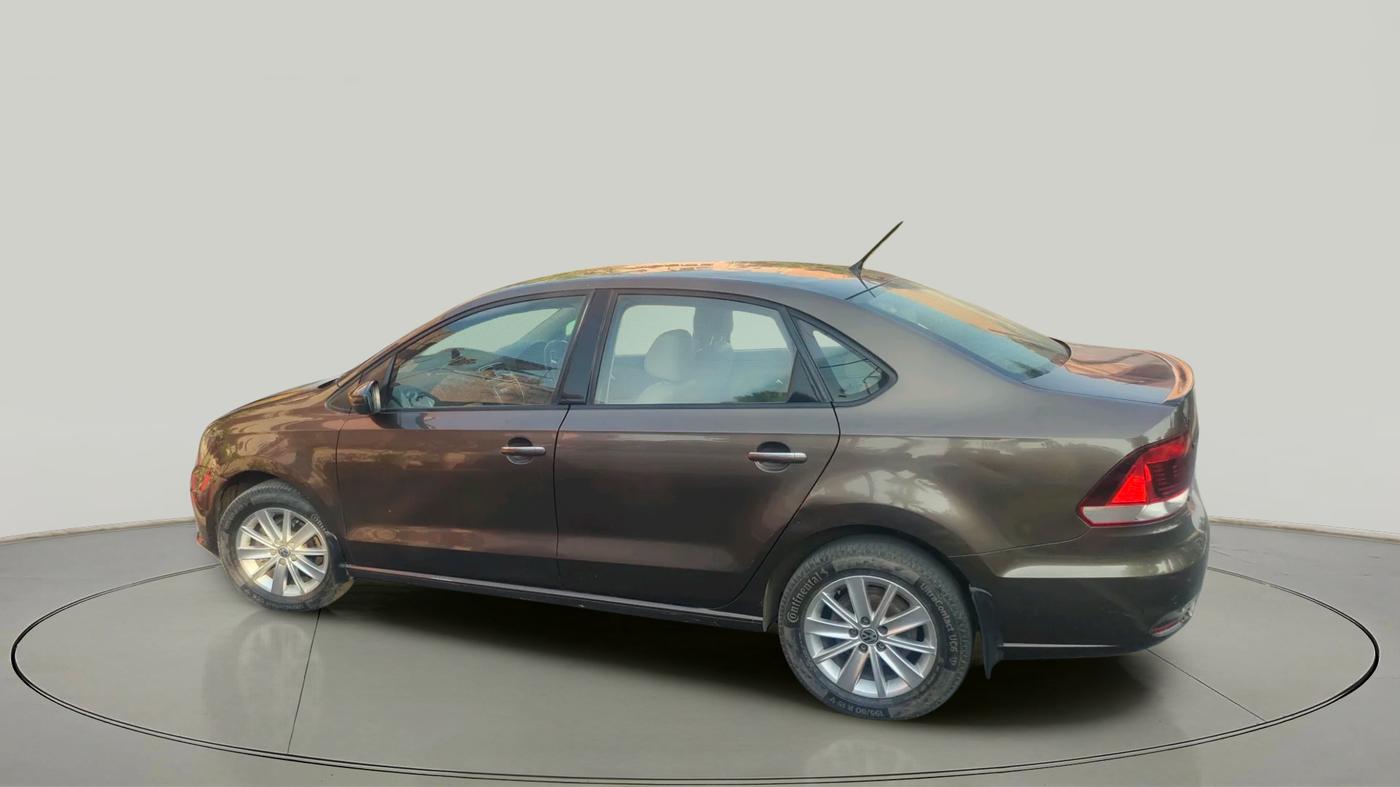 2017 Volkswagen Vento HIGHLINE PETROL AT, Petrol, Automatic, 1,01,697 km, exterior