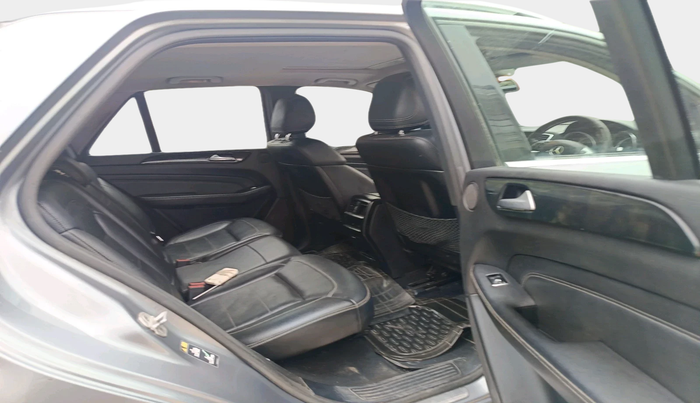2014 Mercedes Benz Ml Class 250 CDI, Diesel, Automatic, 2,46,866 km, interior