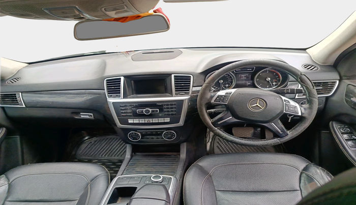 2014 Mercedes Benz Ml Class 250 CDI, Diesel, Automatic, 2,46,866 km, interior