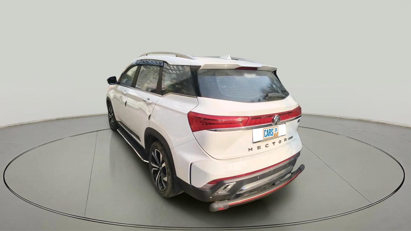 2024 MG HECTOR PLUS Select Pro 1.5 MT 7 STR, Petrol, Manual, 10,222 km, exterior