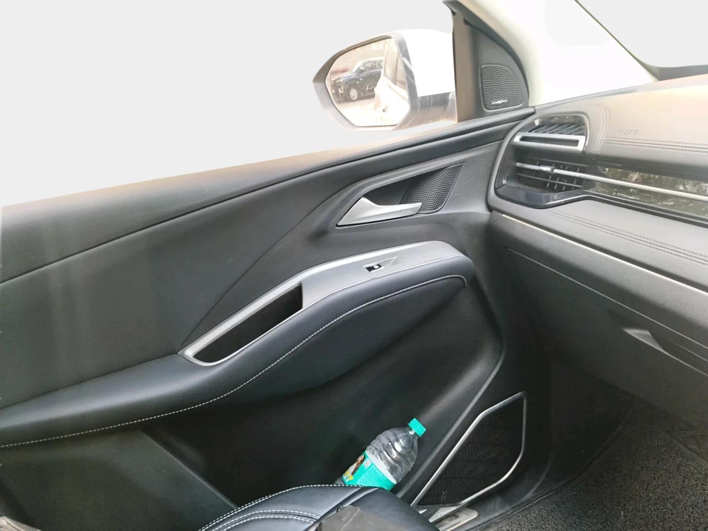 2024 MG HECTOR PLUS Select Pro 1.5 MT 7 STR, Petrol, Manual, 10,222 km, interior