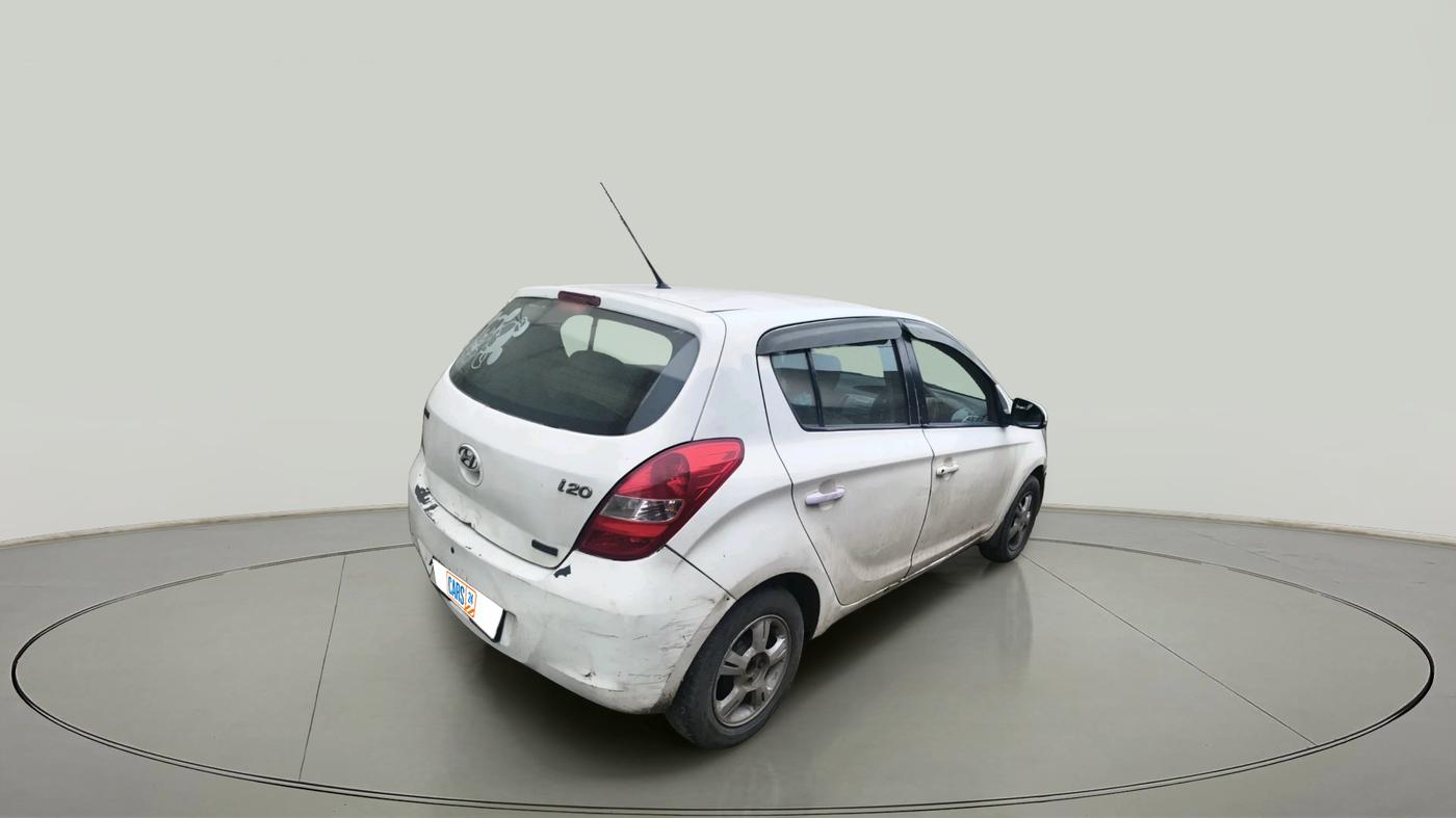 2011 Hyundai i20 ERA 1.2, CNG, Manual, 99,404 km, exterior