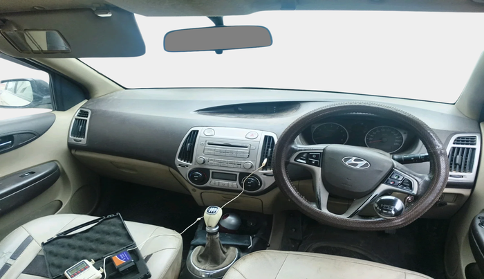 2011 Hyundai i20 ERA 1.2, Petrol, Manual, 99,404 km, interior