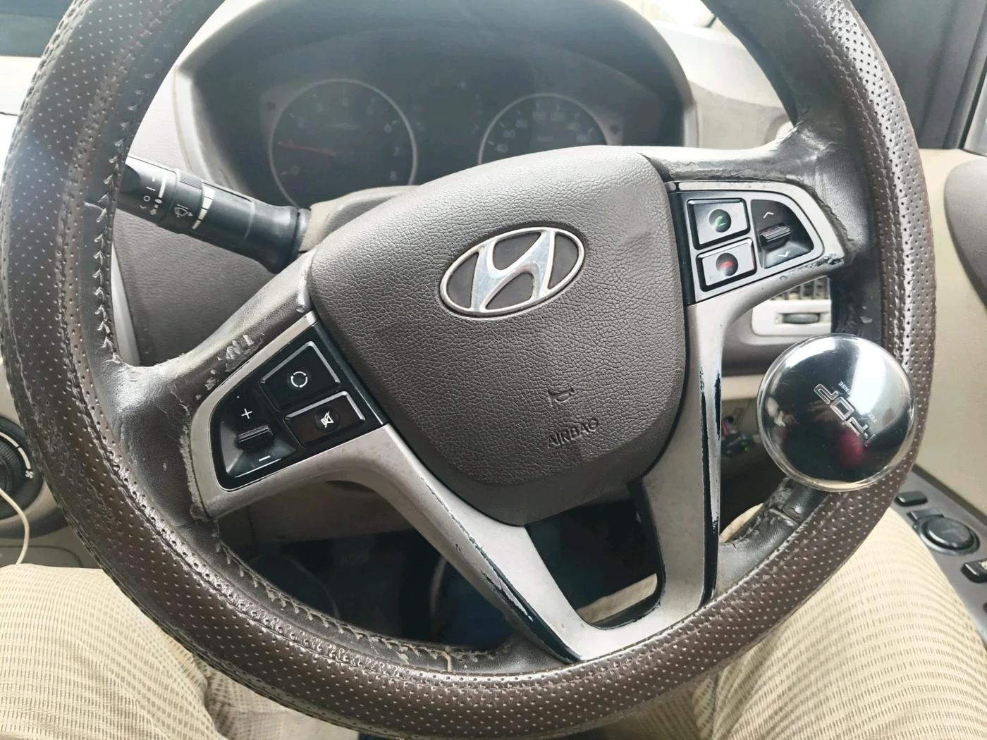 2011 Hyundai i20 ERA 1.2, CNG, Manual, 99,404 km, interior