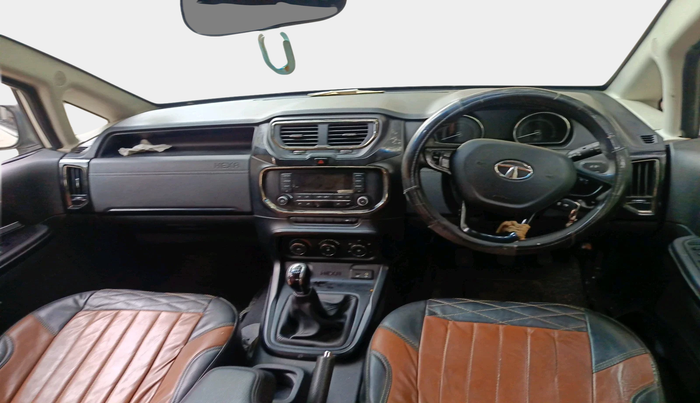 2018 Tata Hexa XE 4X2 6 STR, Diesel, Manual, 79,013 km, interior