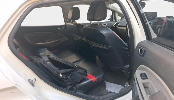 2016 Ford Ecosport TITANIUM 1.5L DIESEL, Diesel, Manual, 1,07,001 km, interior