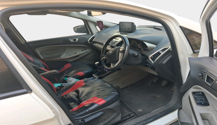 2016 Ford Ecosport TITANIUM 1.5L DIESEL, Diesel, Manual, 1,07,001 km, interior