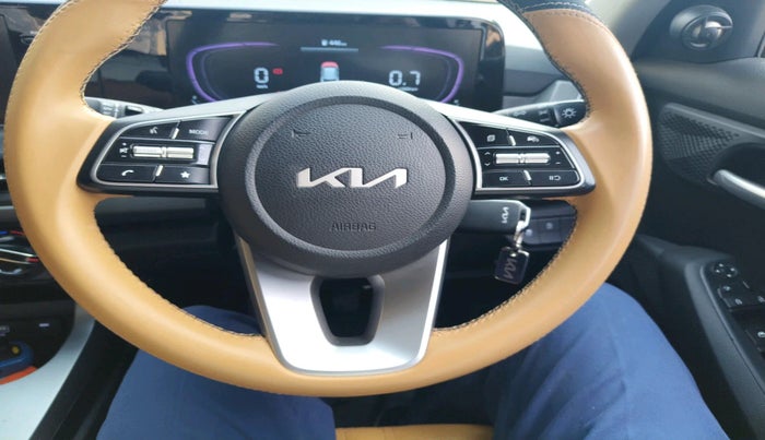 2025 KIA SELTOS HTE (O)1.5 Petrol MT, Petrol, Manual, 5,744 km, interior