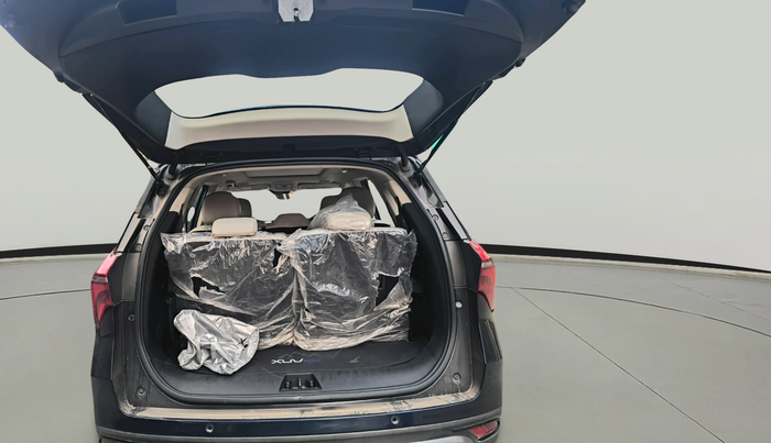 2022 Mahindra XUV700 AX 7 LUXURY D AT 7 STR, Diesel, Automatic, 67,280 km, exterior