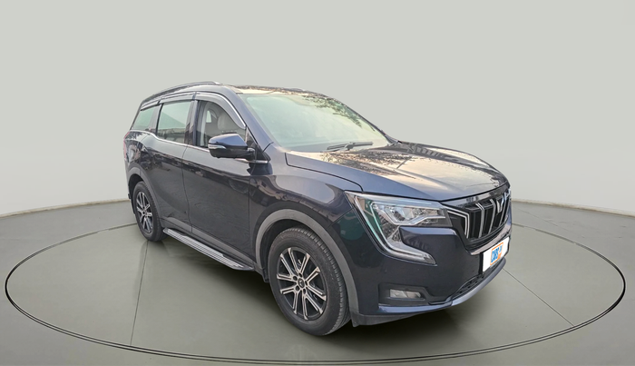 2022 Mahindra XUV700 AX 7 LUXURY D AT 7 STR, Diesel, Automatic, 67,280 km, exterior