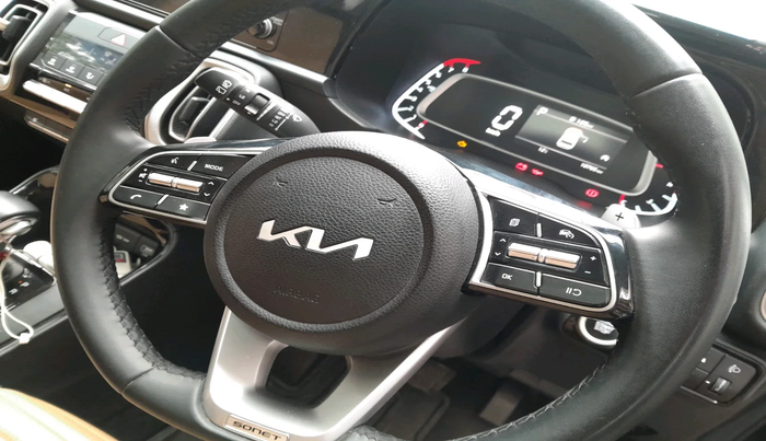 2024 KIA SONET 	 HTX 1.0 TURBO DCT, Petrol, Automatic, 10,765 km, interior