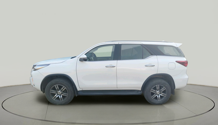 2018 Toyota Fortuner 2.8 4X2 MT, Diesel, Manual, 62,939 km, exterior