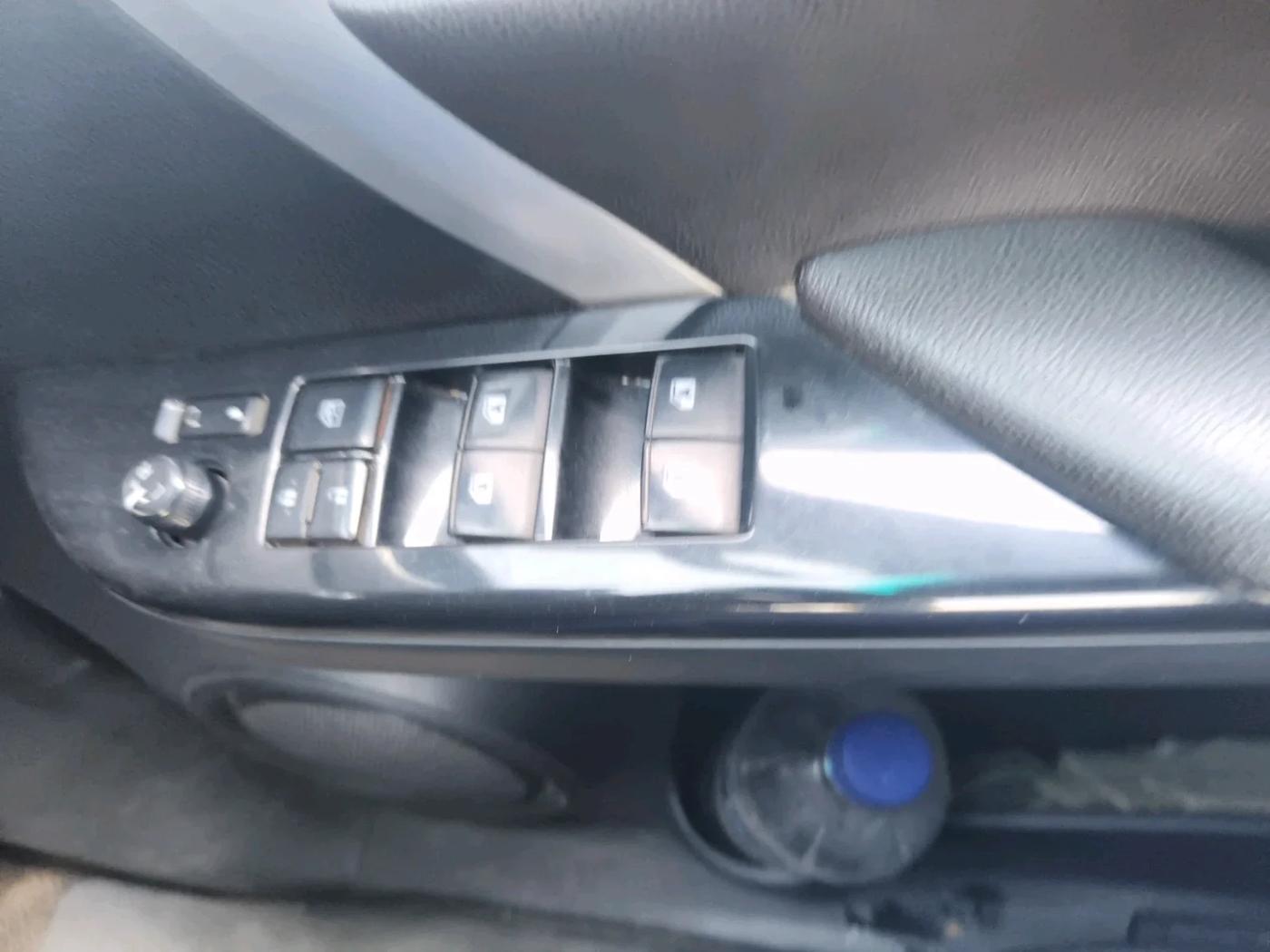 2018 Toyota Fortuner 2.8 4X2 MT, Diesel, Manual, 62,939 km, interior