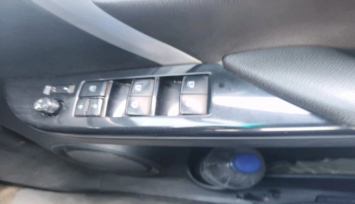 2018 Toyota Fortuner 2.8 4X2 MT, Diesel, Manual, 62,939 km, interior