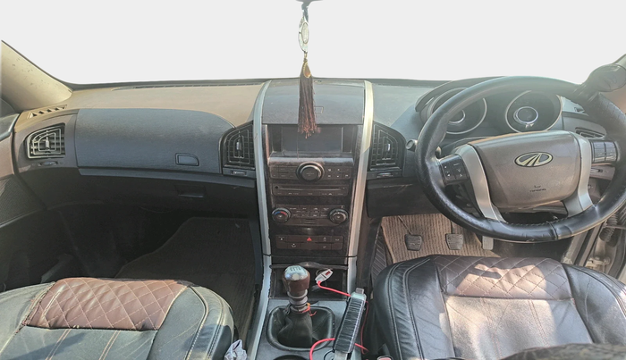 2012 Mahindra XUV500 W8, Diesel, Manual, 1,26,446 km, interior