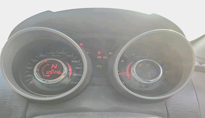 2012 Mahindra XUV500 W8, Diesel, Manual, 1,26,446 km, interior