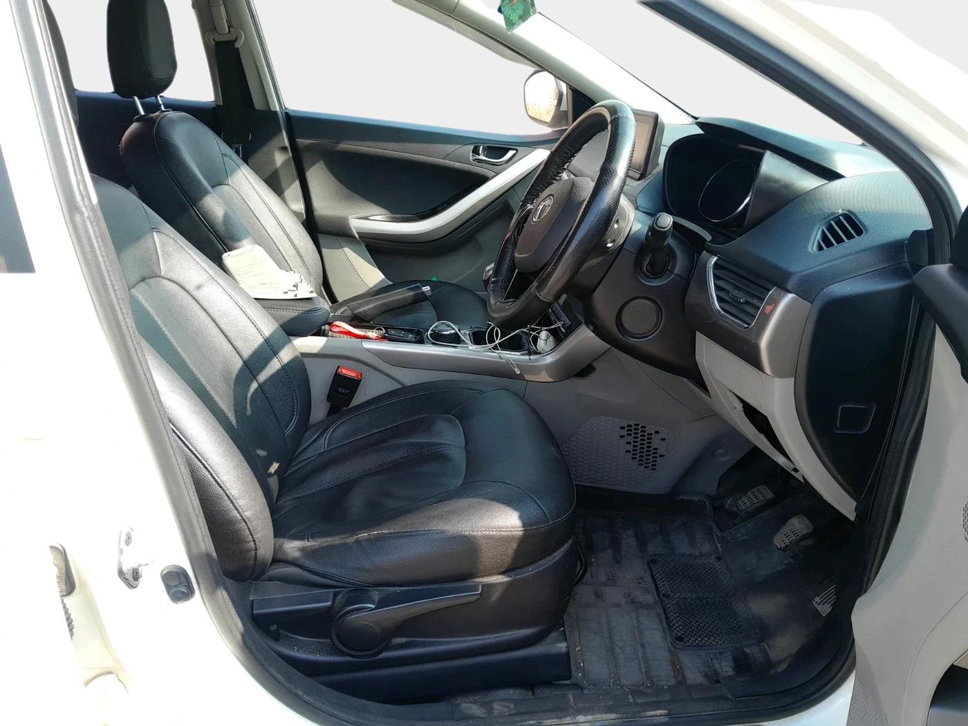 2019 Tata NEXON XZ PLUS PETROL, Petrol, Manual, 61,904 km, interior