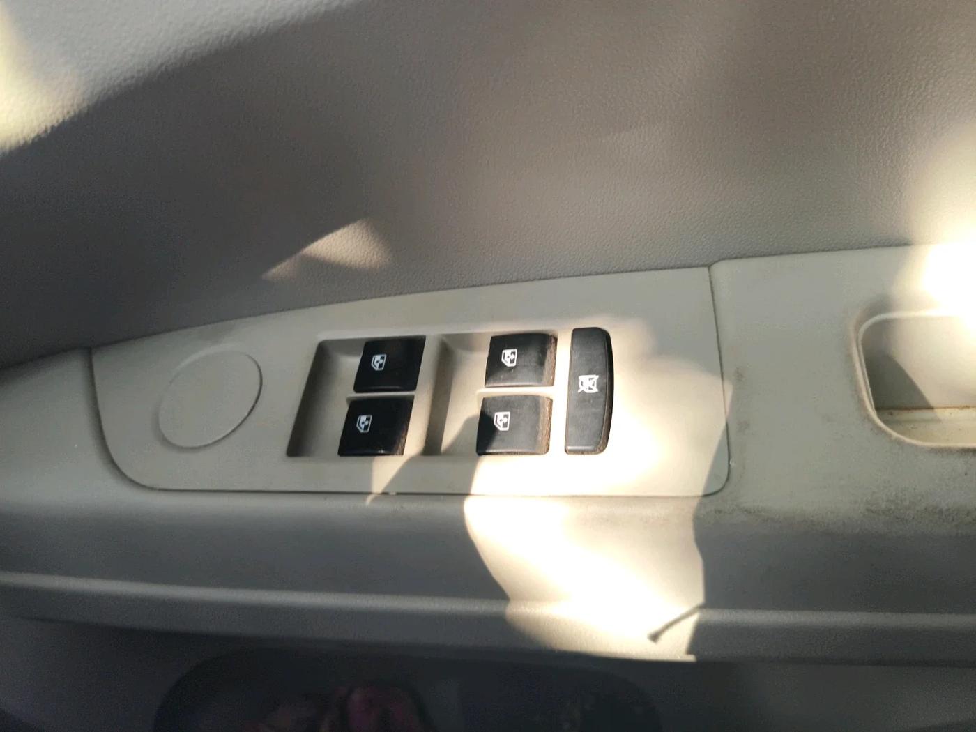 2020 Mahindra MARAZZO M2 8 STR, Diesel, Manual, 74,112 km, interior