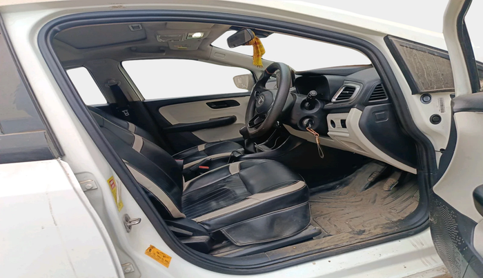 2023 Tata ALTROZ XM PLUS CNG, Petrol, Manual, 61,328 km, interior