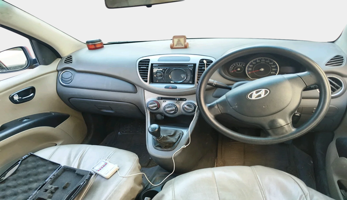 2011 Hyundai i10 MAGNA 1.2, Petrol, Manual, 13,614 km, interior