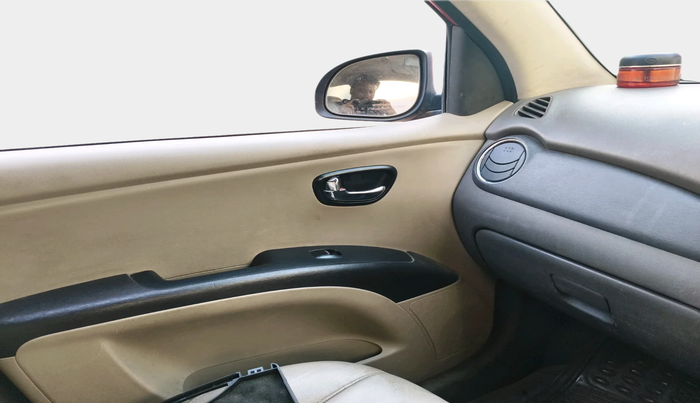 2011 Hyundai i10 MAGNA 1.2, Petrol, Manual, 13,614 km, interior