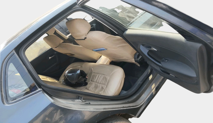 2017 Volkswagen Ameo COMFORTLINE 1.5L, Diesel, Manual, 68,386 km, interior