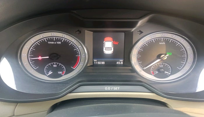 2017 Skoda Octavia 2.0 TDI L&K AT, Diesel, Automatic, 1,15,038 km, interior