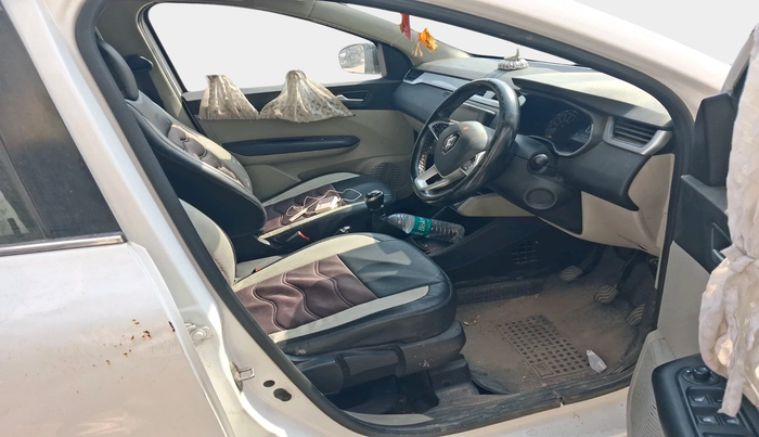 2021 Renault TRIBER RXZ, Petrol, Manual, 77,734 km, interior