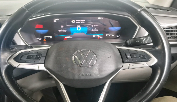 2022 Volkswagen TAIGUN TOPLINE 1.0 TSI MT, Petrol, Manual, 43,032 km, interior