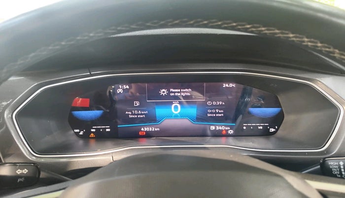 2022 Volkswagen TAIGUN TOPLINE 1.0 TSI MT, Petrol, Manual, 43,032 km, interior