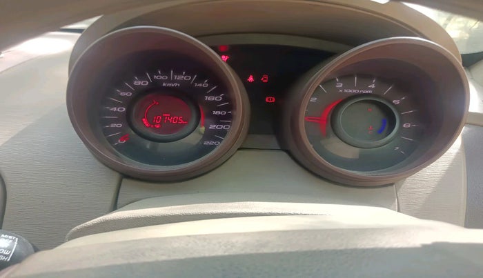 2014 Mahindra XUV500 W4, Diesel, Manual, 1,01,405 km, interior