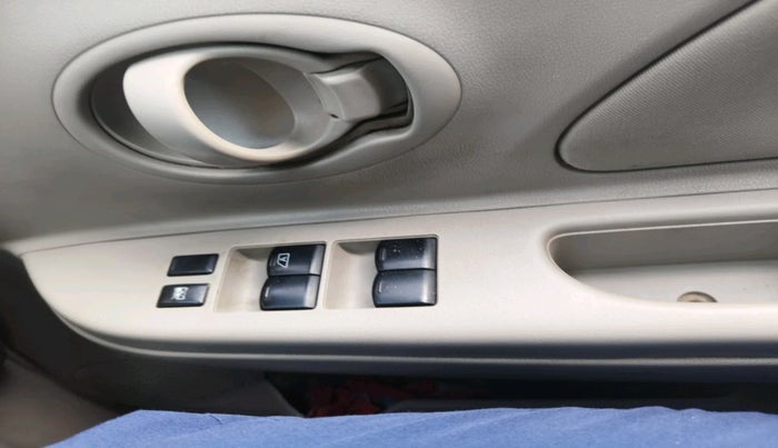 2014 Renault Pulse RXL DIESEL, Diesel, Manual, 1,31,341 km, interior