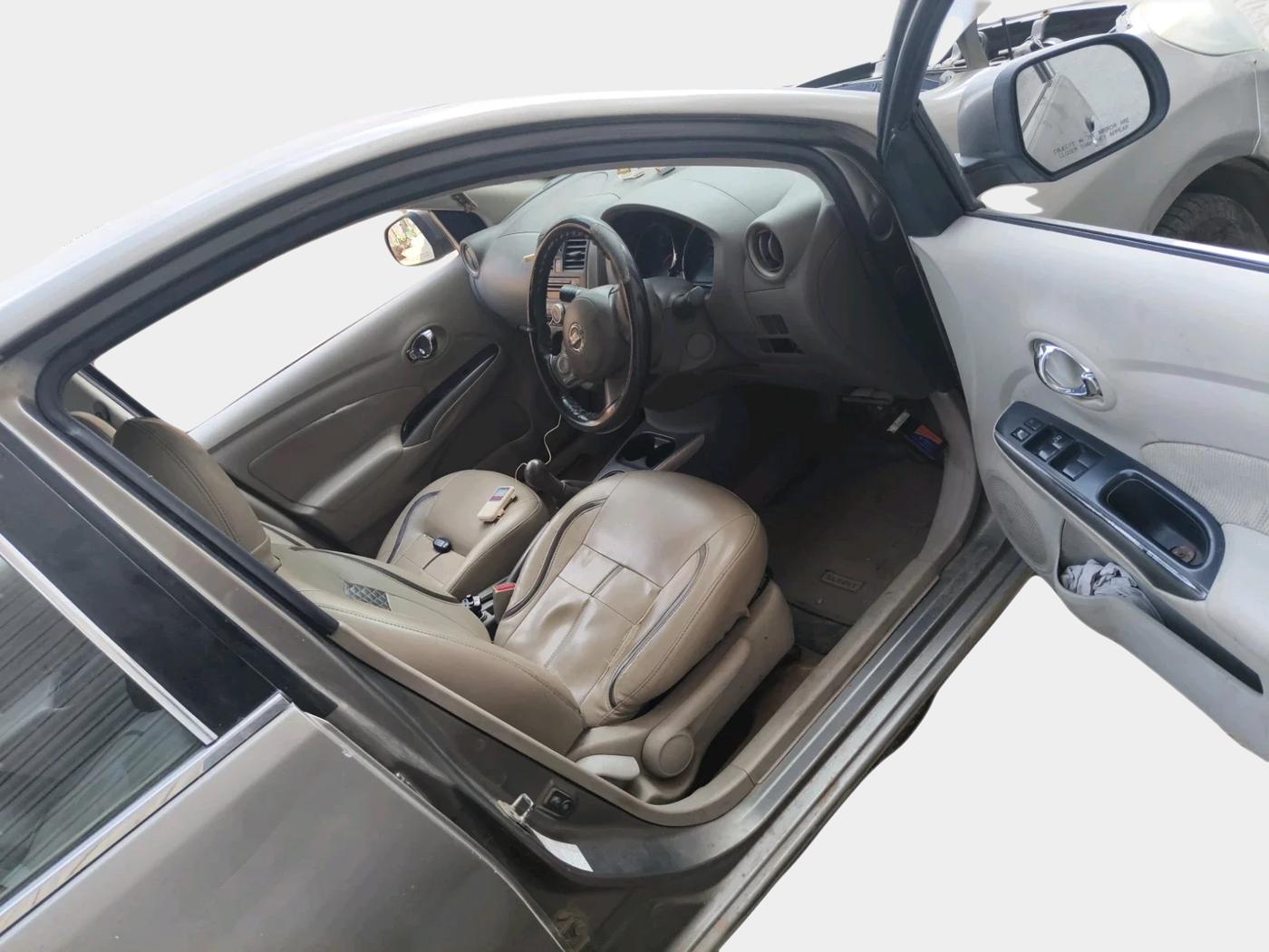 2014 Nissan Sunny XV DIESEL, Diesel, Manual, 89,778 km, interior