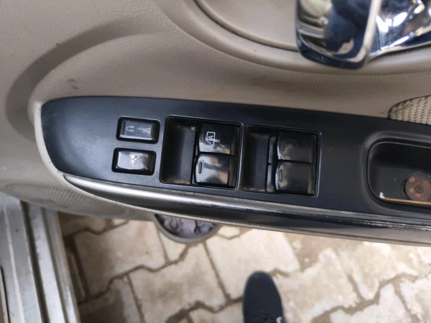 2014 Nissan Sunny XV DIESEL, Diesel, Manual, 89,778 km, interior