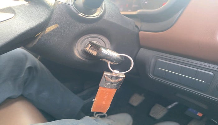 2024 Mahindra SCORPIO-N Z8 S Diesel MT 2WD 7 STR, Diesel, Manual, 34,513 km, interior