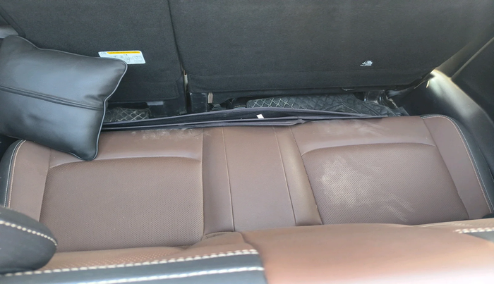 2024 Mahindra SCORPIO-N Z8 S Diesel MT 2WD 7 STR, Diesel, Manual, 34,513 km, interior