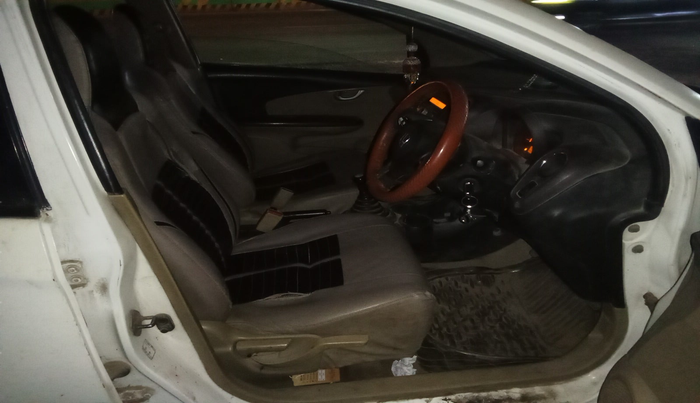 2013 Honda Amaze 1.5L I-DTEC SX, Diesel, Manual, 1,68,500 km, interior