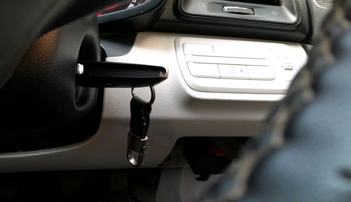 2023 Mahindra XUV300 W4 1.5 DIESEL, Diesel, Manual, 1,10,955 km, interior