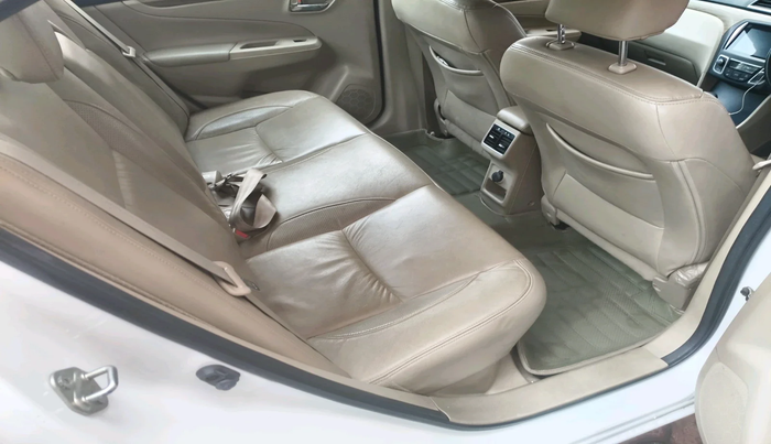 2018 Maruti Ciaz ALPHA  AT 1.5 SHVS PETROL, Petrol, Automatic, 43,976 km, interior