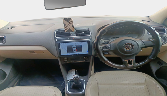 2012 Volkswagen Vento HIGHLINE DIESEL 1.6, Diesel, Manual, 1,38,477 km, interior