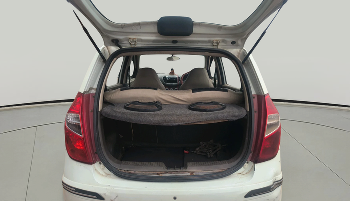 2013 Hyundai i10 MAGNA 1.1, Petrol, Manual, 85,613 km, exterior