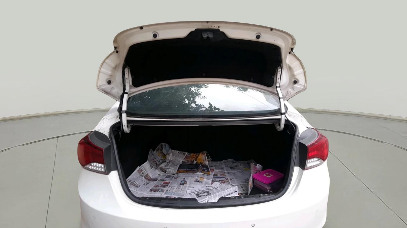 2013 Hyundai New Elantra 1.6 SX AT DIESEL, Diesel, Automatic, 91,480 km, exterior