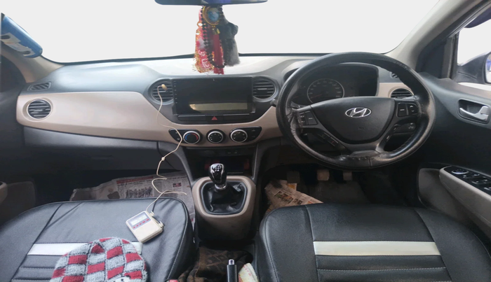 2015 Hyundai Grand i10 SPORTZ 1.1 CRDI, Diesel, Manual, 1,01,931 km, interior