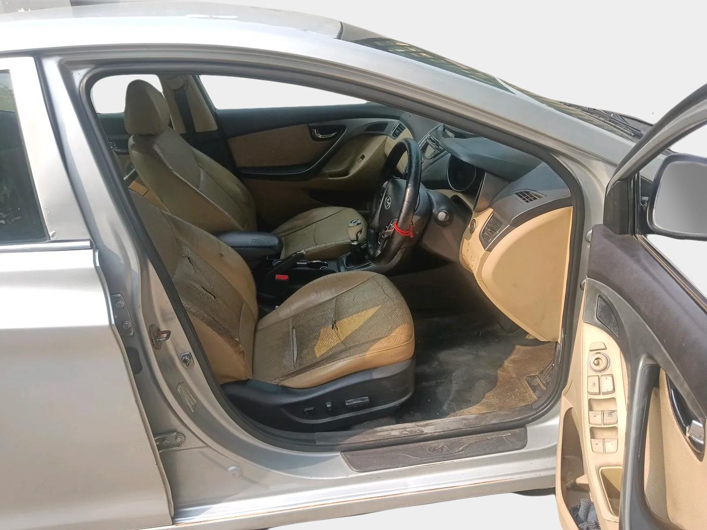 2012 Hyundai New Elantra 1.6 SX MT DIESEL, Diesel, Manual, 1,44,467 km, interior