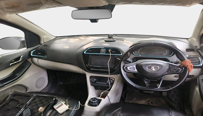 2023 Tata TIAGO EV XZ PLUS TECH LUX LONG RANGE, Electric, Automatic, 95,522 km, interior